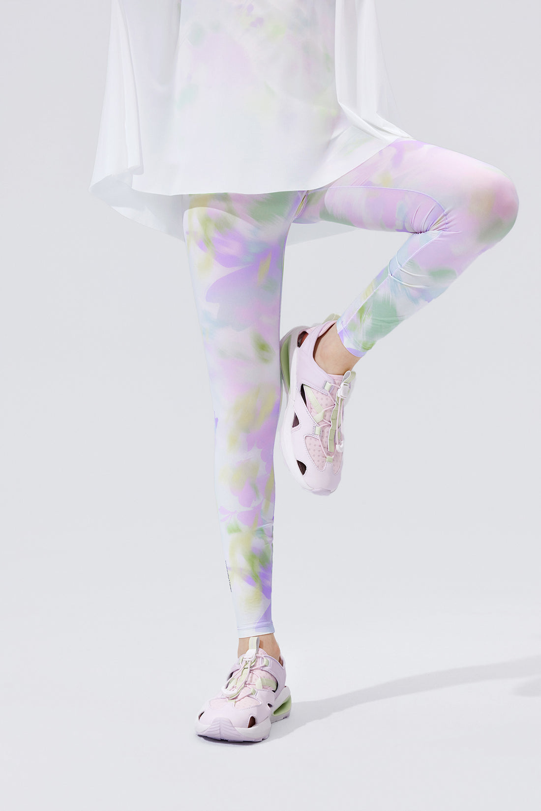 **Bloom Romance Purple**