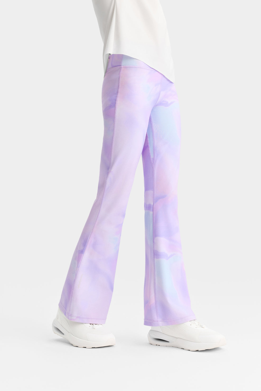 **Fantasy Lake Purple**