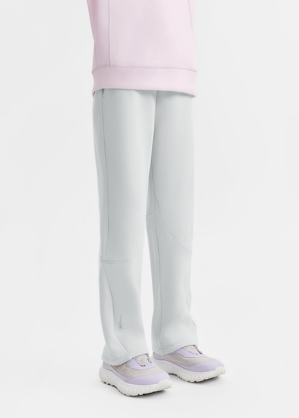 **Moon Grey**