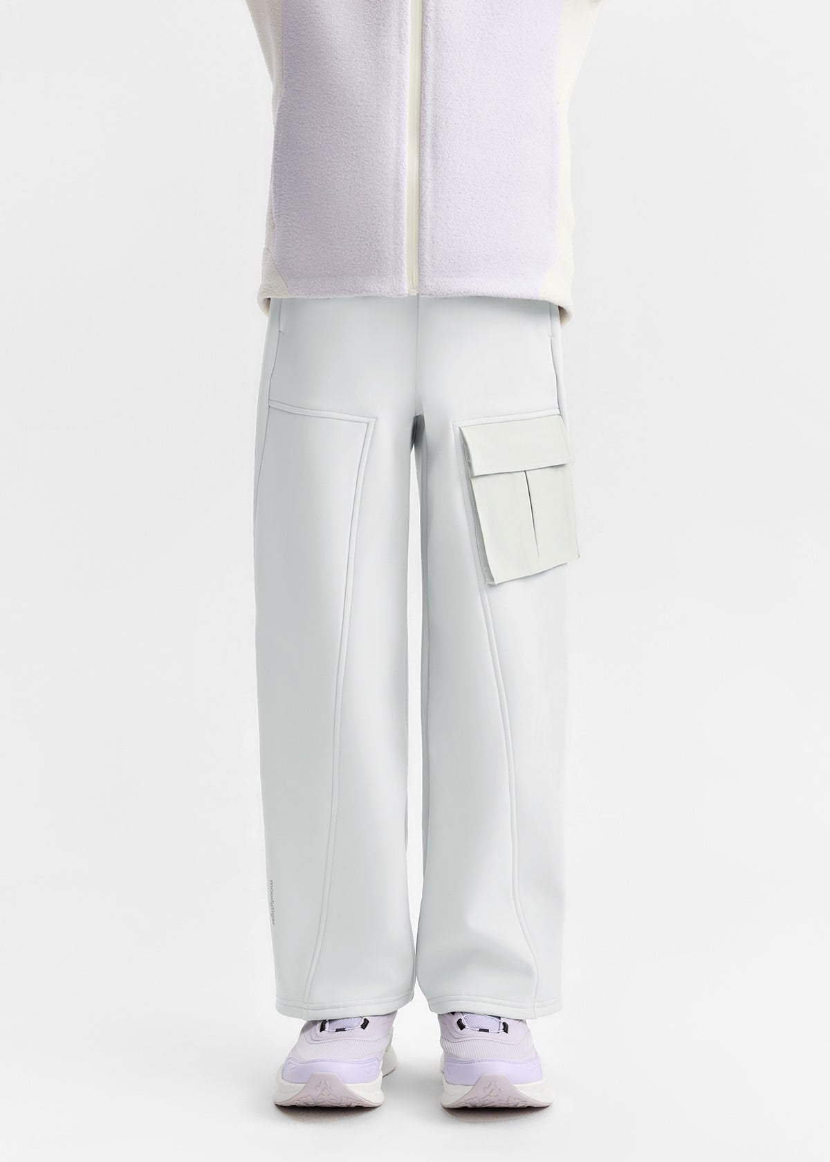 **Moon Grey**