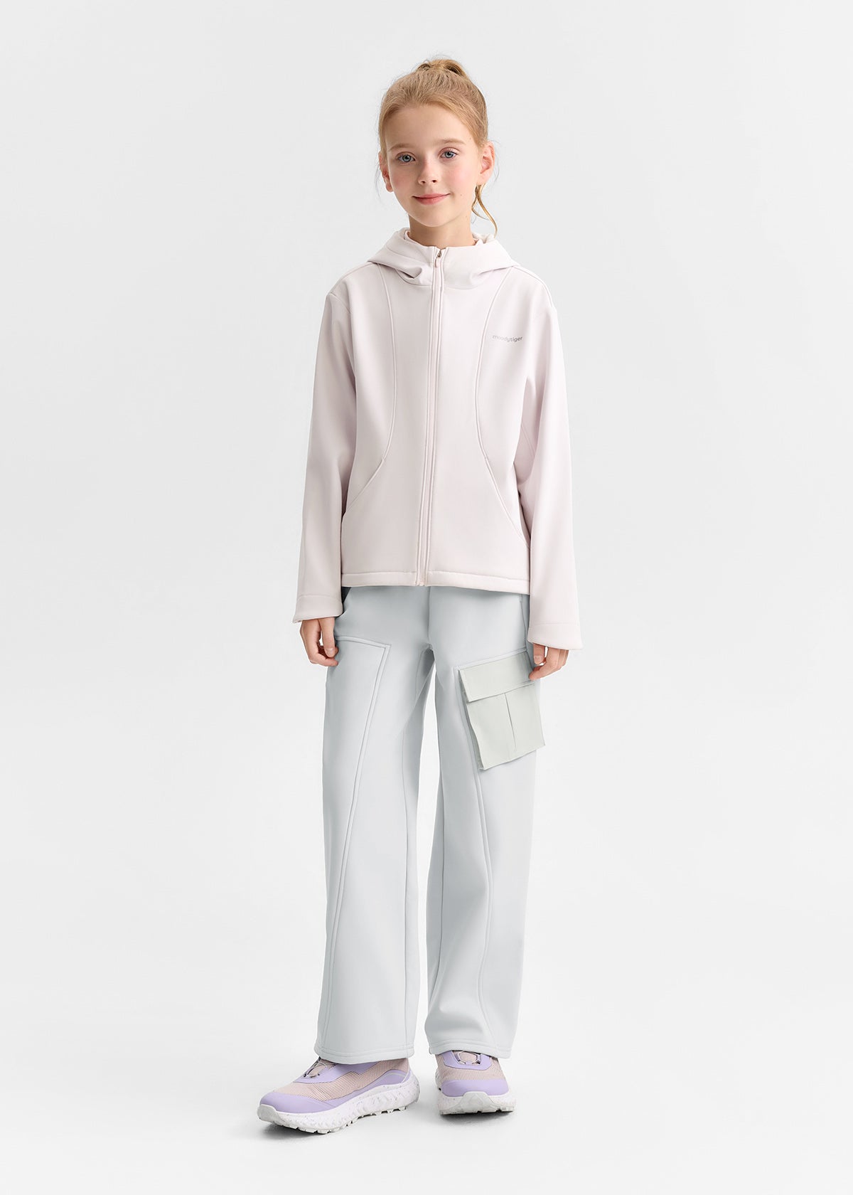**Moon Grey**