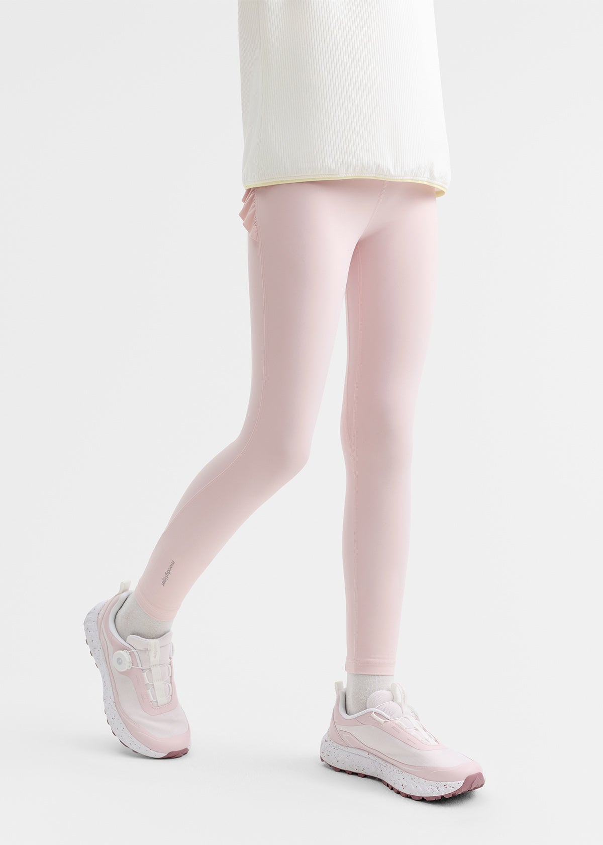 **Frost Pink**