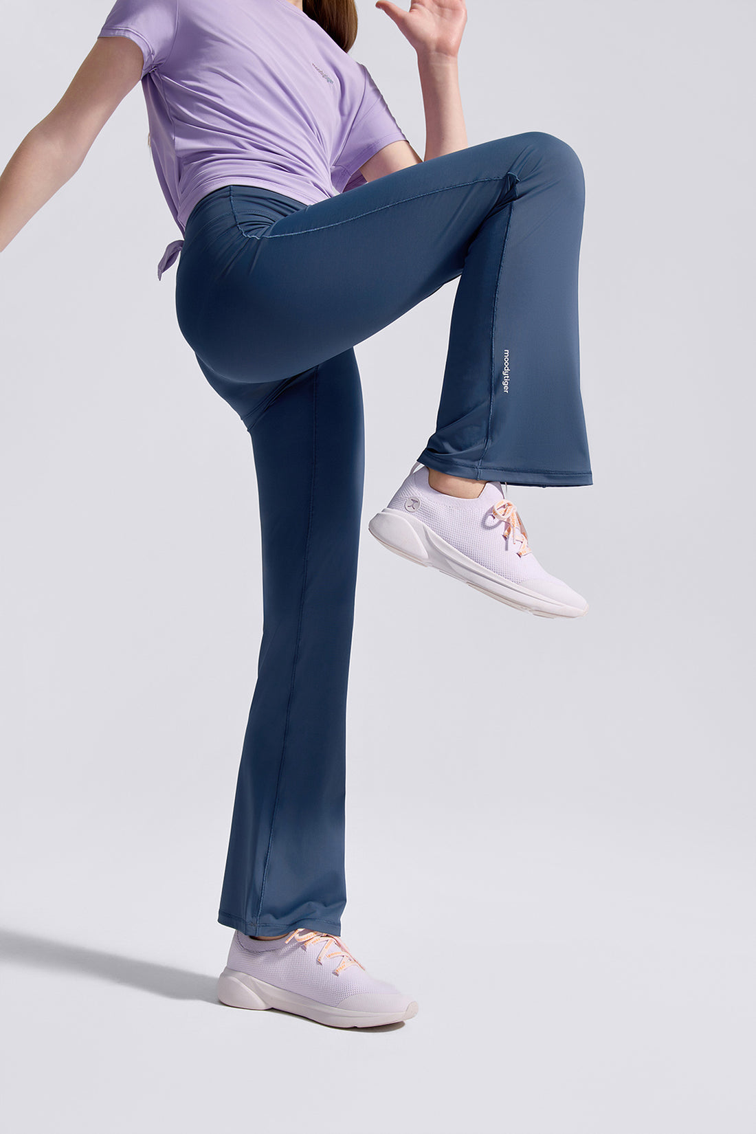 Cloudie Air Bootcut Leggings **Blue Wing Teal**
