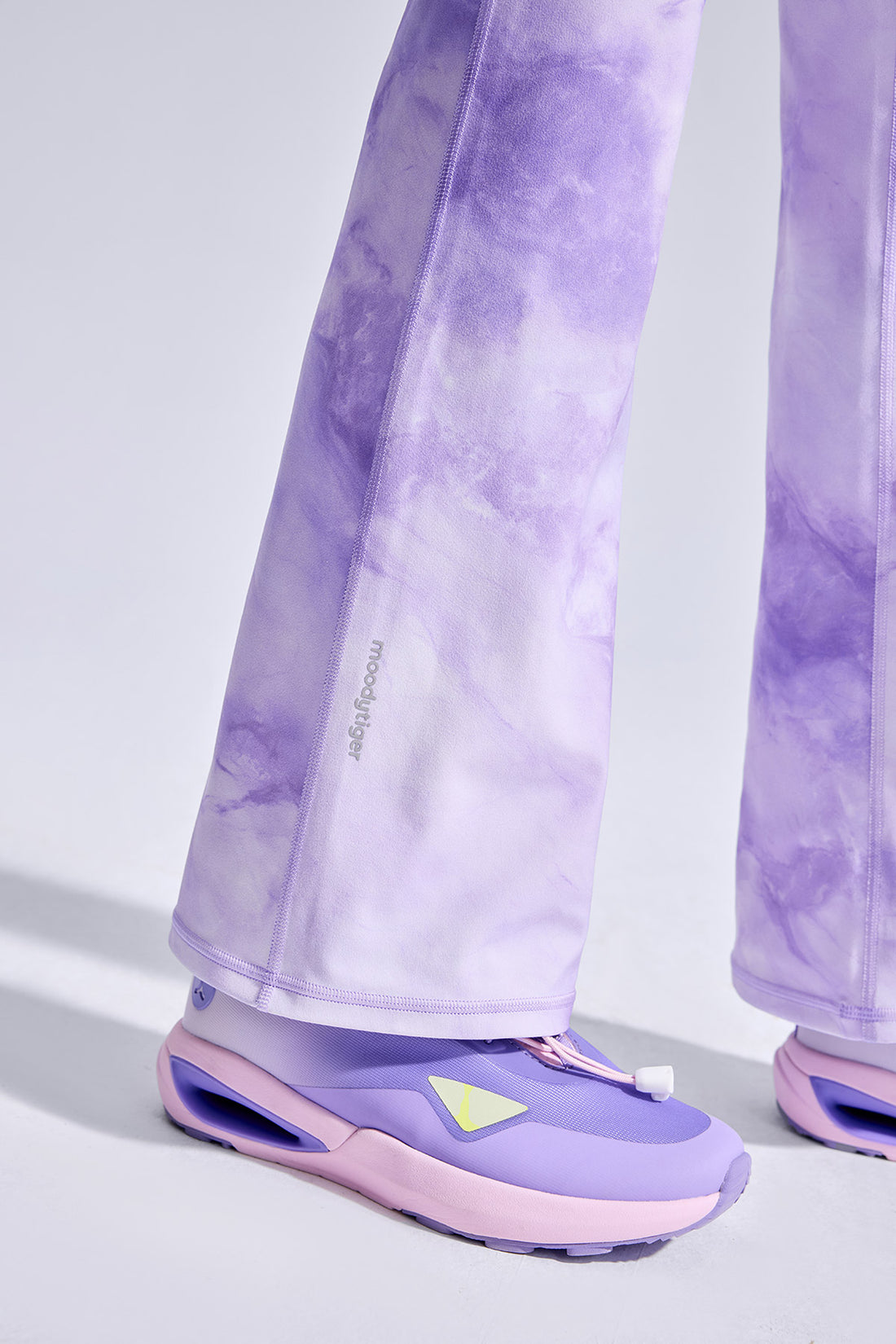 Cloudie Essential Printed Bootcut Leggings **Variegated Purple**