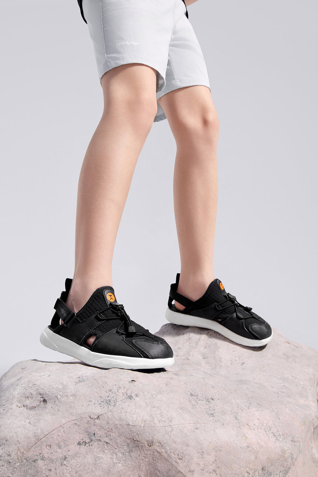 SECEDA Q 2.20 **Charcoal Black**