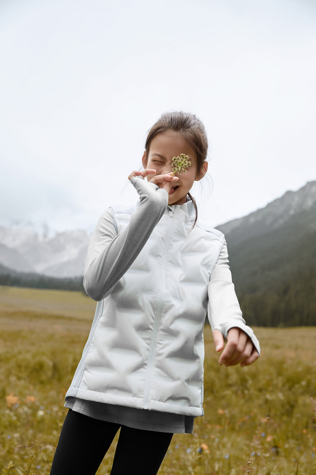 Stretch Sports Down Vest **Cloud Dancer**