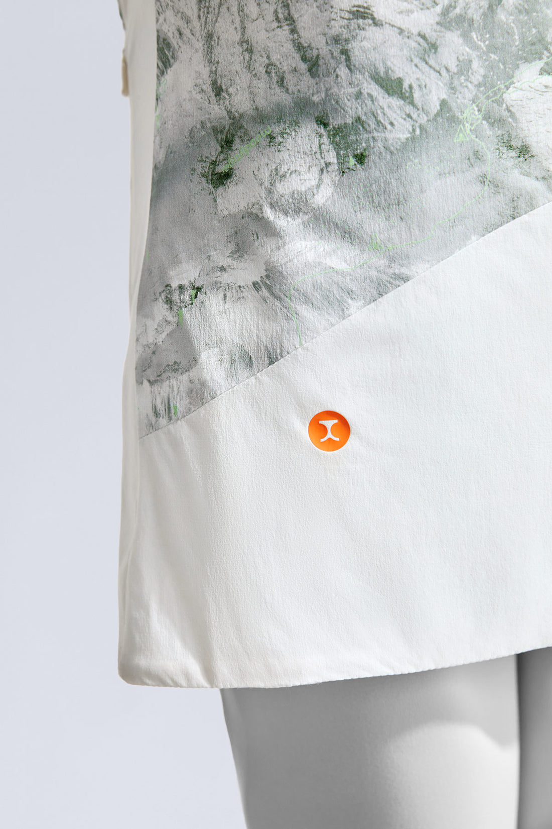 Woven Jacket **Mountain Sound White**