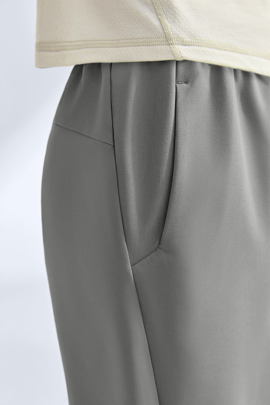 Woven Pants **Quiet Grey**